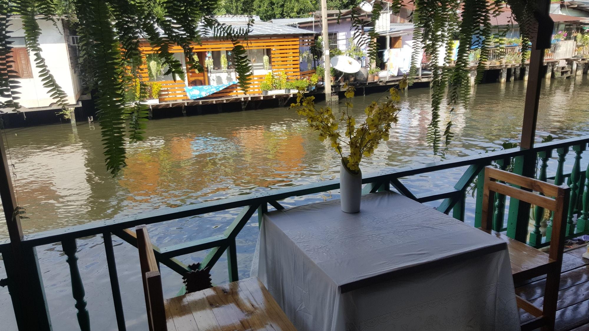 Hotel Bangluang House Bangkok Exterior foto