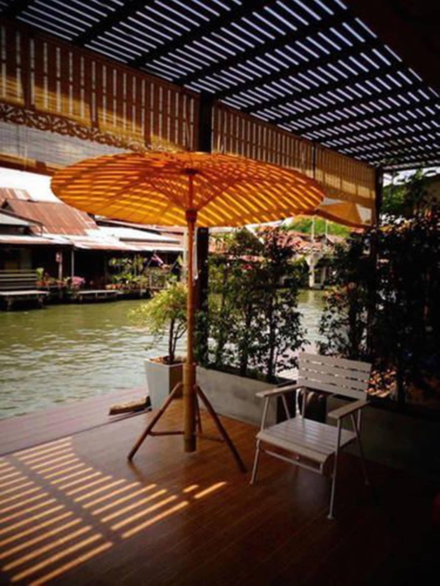 Hotel Bangluang House Bangkok Exterior foto